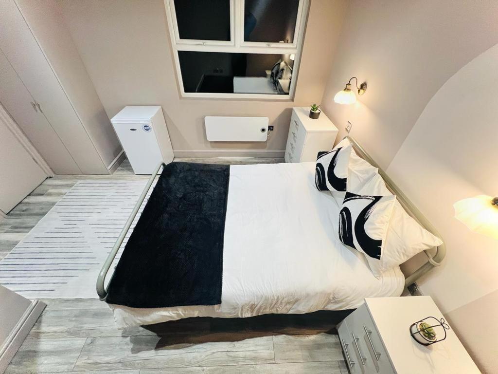 London Crescent House Top Location Ensuites Rooms Great Value Eksteriør bilde