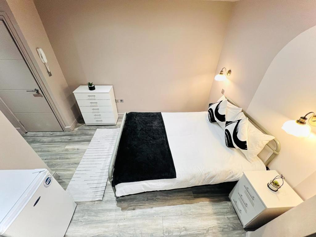 London Crescent House Top Location Ensuites Rooms Great Value Eksteriør bilde